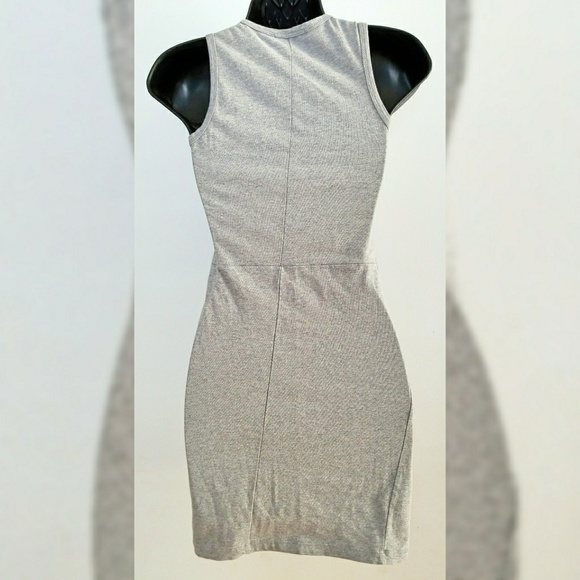 Brandy Melville Gray sleeveless long tank - Picture 3 of 5